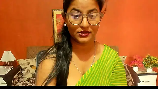 Jasmine_Jaey1's Live XXX Chat
