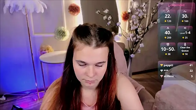 Kacey_Love Adlı Modelin Canlı XXX Sohbeti