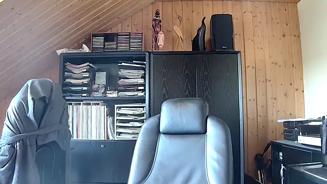 XXX chat uživo modela biggandybig