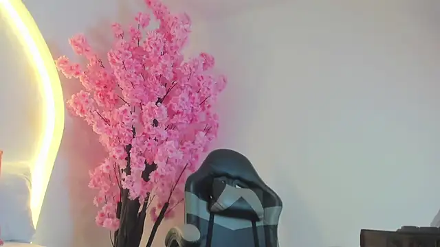 alondra_bernet 现场XXX聊天