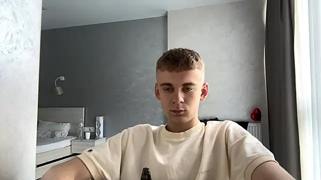 SoloFury Live XXX-Chat