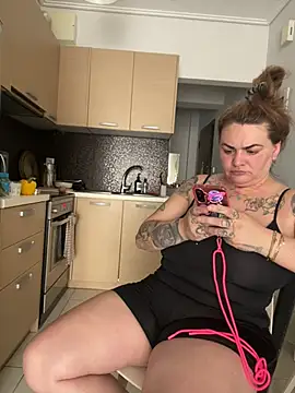 HeyBABYGIRL Adlı Modelin Canlı XXX Sohbeti