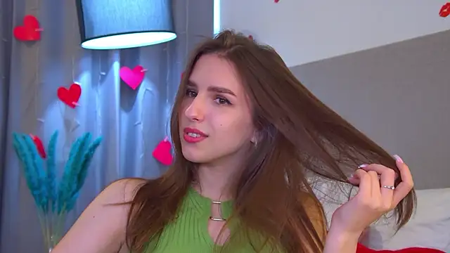 AliceAtkins' Live XXX Chat