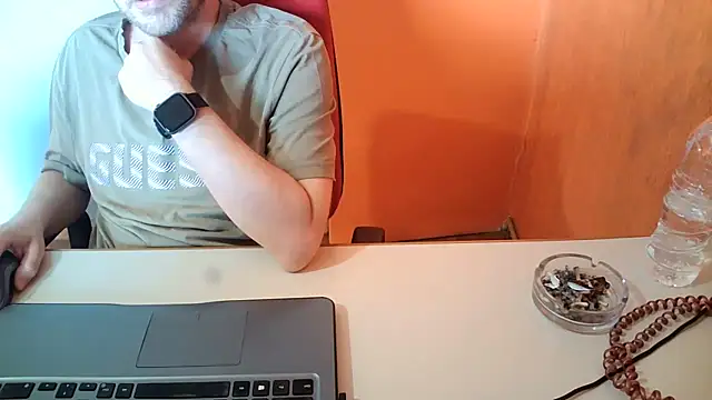 truble78 live XXX chat