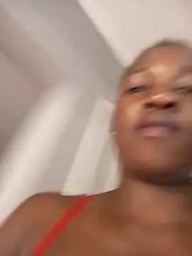 Chat XXX en directo de DimpleQueen_01