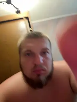 gysta_33 XXX чат на живо