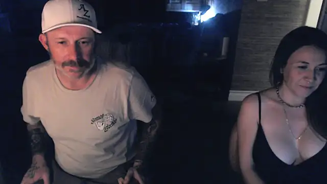 Chat +18 de NightshiftLove ao vivo