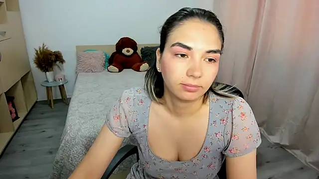 AlexaJuly live XXX chat
