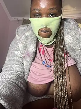 MaskedBootyLicious28のライブXXXチャット