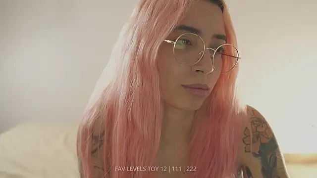 dearnina_'s Live XXX Chat