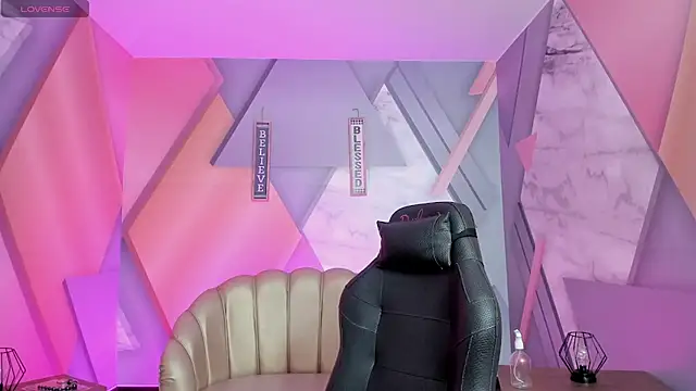 ChellyGuzman 现场XXX聊天