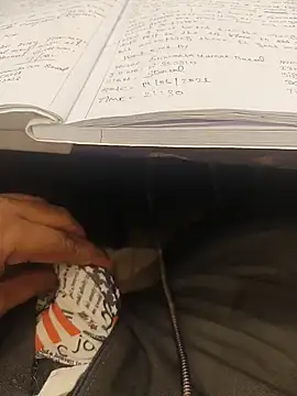 צ'אט XXX בשידור חי של hotboy43339