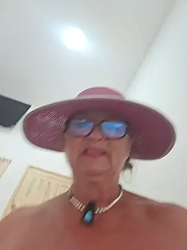 Hot-Muci Live XXX-Chat