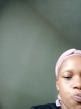 Babymomma98 élő XXX-chatje