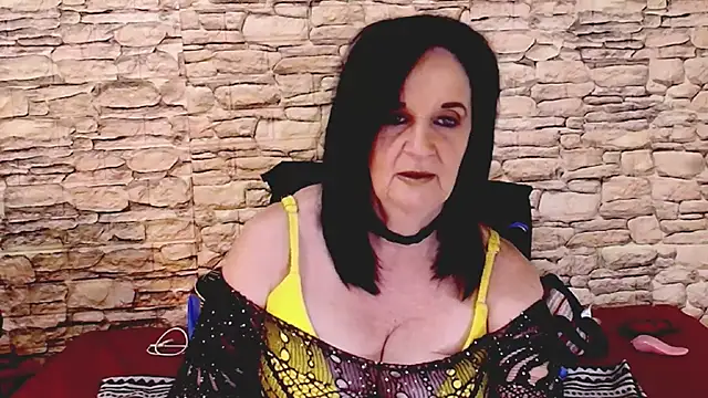 Chat +18 de LuciousGrace ao vivo