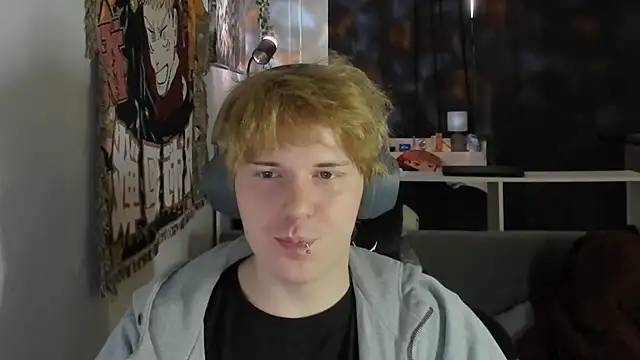Benjamin_Bo Live XXX Chat