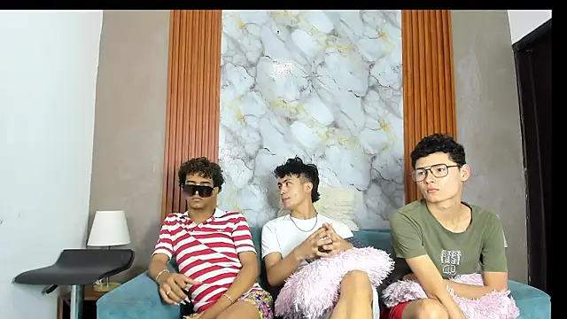 Živý XXX chat VERY_HOT_GUYS