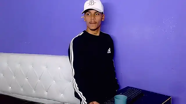 Angel_foxc13 লাইভ XXX চ্যাট
