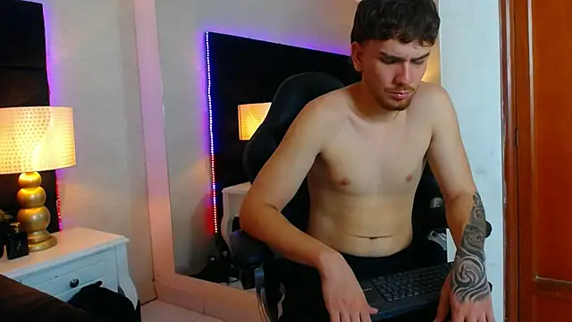 Stefano_Moretti Chat XXX in diretta