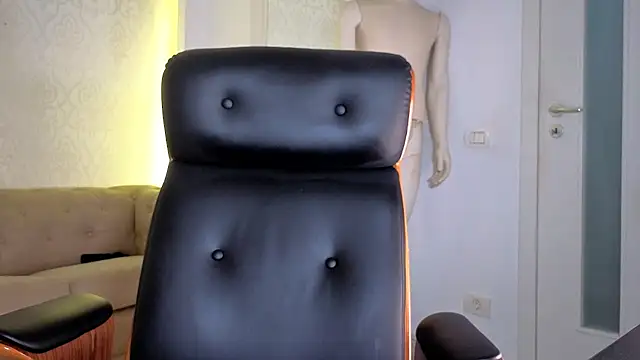 MaxKaiden Chat XXX live