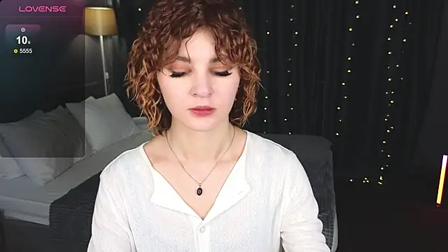 Kira__Fluffy Live XXX Chat