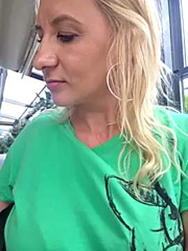 KaylinJan Chat XXX in diretta