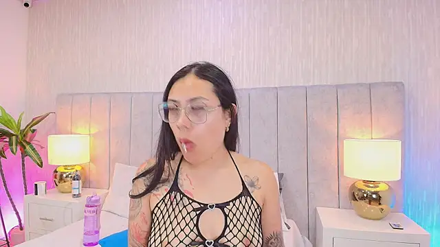 Tesalove_606's Live XXX Chat