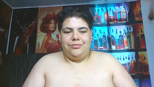 Chatroom XXX en direct de Hailey_Curvy