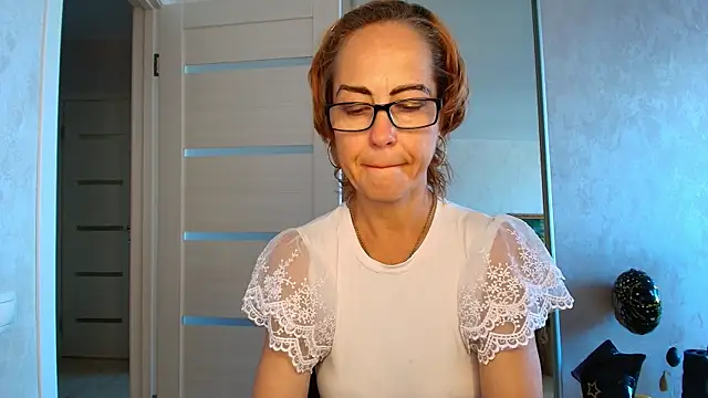 Czat XXX na żywo – LioraWeiss
