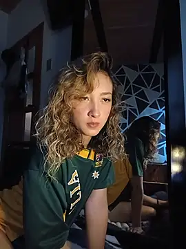 XXX chat uživo modela Laurenn_Sweet