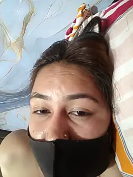 sanu_07 Adlı Modelin Canlı XXX Sohbeti
