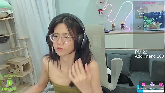 littlemiilkn Live XXX chat