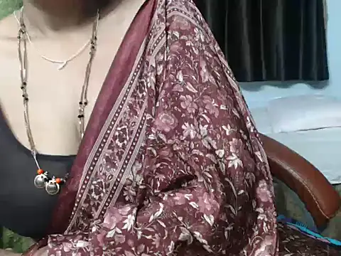 sunitha-3 Adlı Modelin Canlı XXX Sohbeti