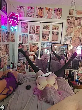 luvs2cumm69 XXX чат на живо