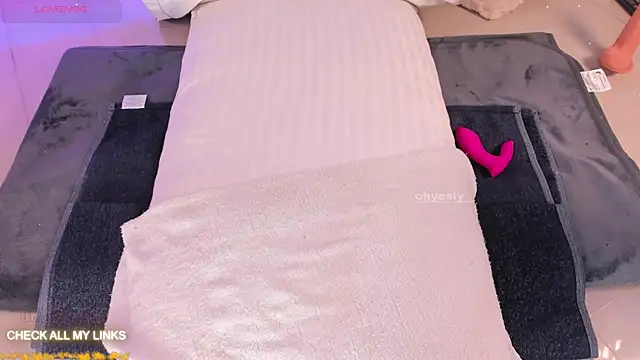 Онлайн чат XXX ohyesly_