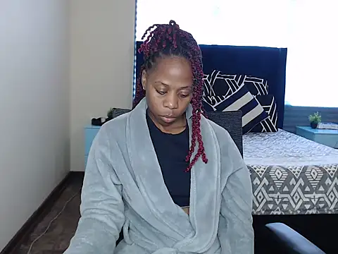 QUEENMANDYY Live XXX Chat