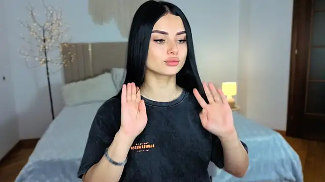 Silena_sky's Live XXX Chat