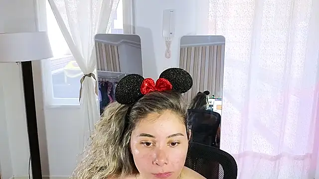 Chat +18 de Tawny_cox ao vivo