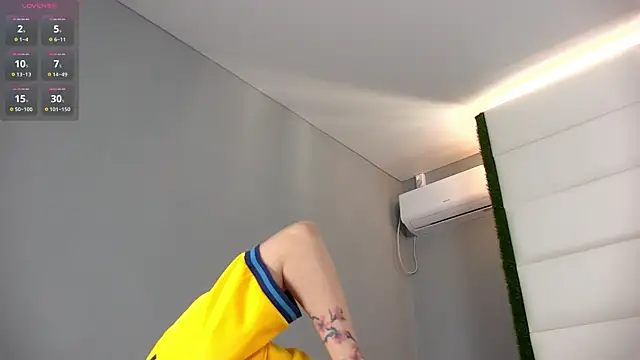 AngelaCox 现场XXX聊天