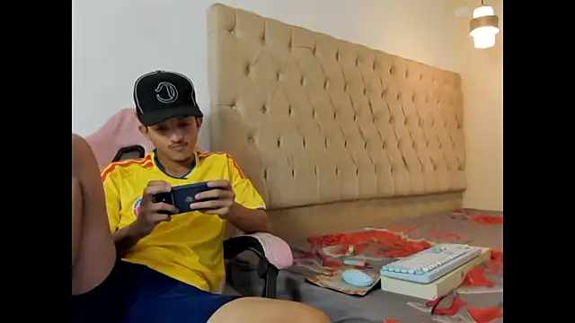 alpha_marcus live XXX chat