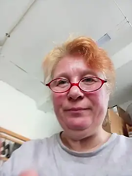 SquirrelFine Live XXX-Chat