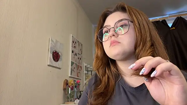 NectarDream live XXX chat