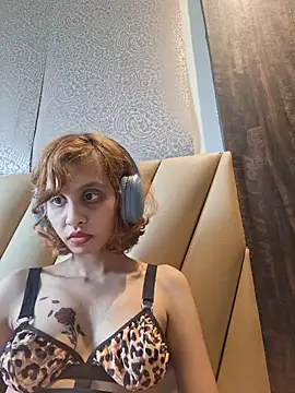 Alishaaroralive's Live XXX Chat