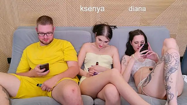 Ksenny 라이브 XXX 채팅