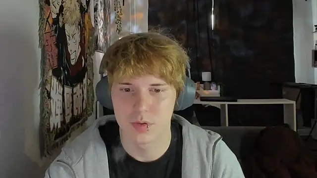 Онлайн чат XXX Benjamin_Bo