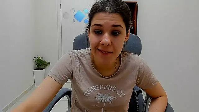 Joannia's Live XXX Chat