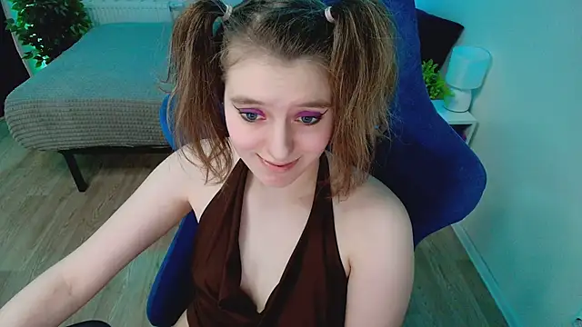Chatroom XXX en direct de CranberryHot