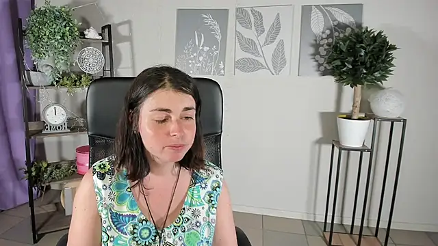 MartaEdams 现场XXX聊天
