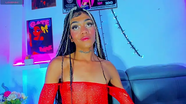 Cherry_splash Adlı Modelin Canlı XXX Sohbeti