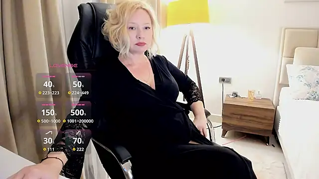 Colette__1977 现场XXX聊天